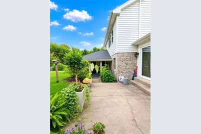 432 Finnin Rd, Allegheny Township, PA 15068 - Photo 4