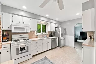 134 Greenwood Dr, Hermitage, PA 16148 - Photo 10
