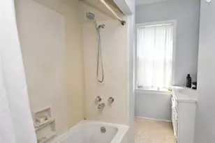 711 Carlisle St, New Castle, PA 16105 - Photo 6
