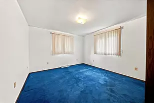 104 Oakcrest Dr, Center Township, PA 15061 - Photo 24