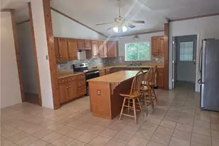 113 Danko Ln, Hempfield Township, PA 15601 - Photo 8