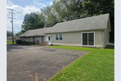 113 Danko Ln, Hempfield Township, PA 15601 - Photo 2