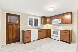 1710 Sidney St, Pittsburgh, PA 15203 - Photo 2