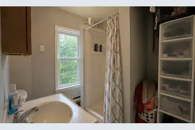 886 N Sharpsville Ave, Sharon, PA 16146 - Photo 6