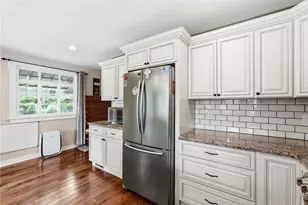1116 Hoffman Dr, North Fayette, PA 15071 - Photo 8