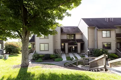 Y3 Sunridge Dr, Seven Springs, PA 15622 - Photo 2