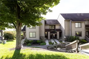 Y3 Sunridge Dr, Seven Springs, PA 15622 - Photo 2