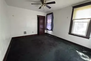 1735 Laketon Rd, Pittsburgh, PA 15221 - Photo 12