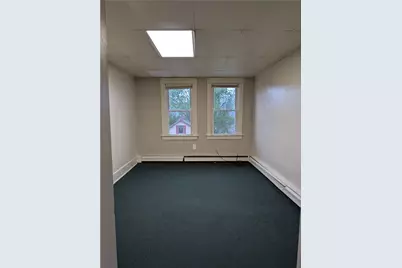 946 Beaver Rd, Ambridge, PA 15003 - Photo 6