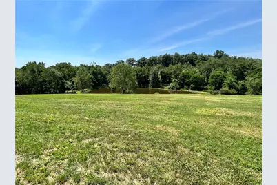 312 Vance Dr, Burgettstown Boro, PA 15021 - Photo 4
