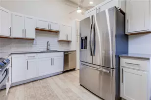102 S 16th St, Pittsburgh, PA 15203 - Photo 14