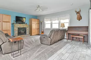107 Elmore Rd, Pittsburgh, PA 15221 - Photo 16