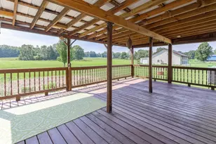 1000 Shady Lane Rd, Pulaski Township, PA 16143 - Photo 10