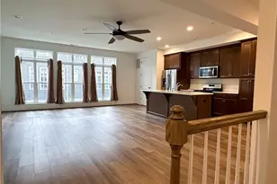 329 Parade St, Cranberry Township, PA 16066 - Photo 6