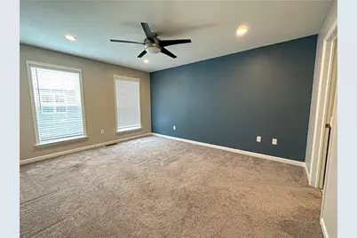 329 Parade St, Cranberry Township, PA 16066 - Photo 12