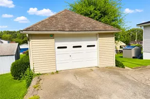 510 Walnut St, Vanderbilt, PA 15486 - Photo 8