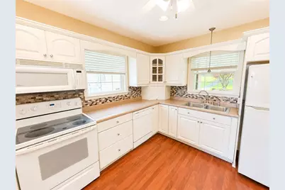 510 Walnut St, Vanderbilt, PA 15486 - Photo 12