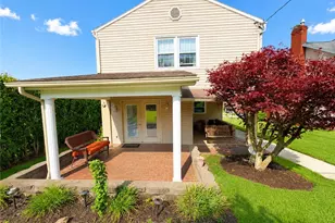 510 Walnut St, Vanderbilt, PA 15486 - Photo 2