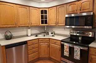 89 W Bruceton Rd, Pittsburgh, PA 15236 - Photo 6
