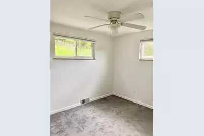 89 W Bruceton Road, Pittsburgh, PA 15236 - Photo 16
