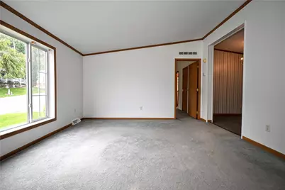 1039 Golden Circle, Forward Township, PA 15037 - Photo 4