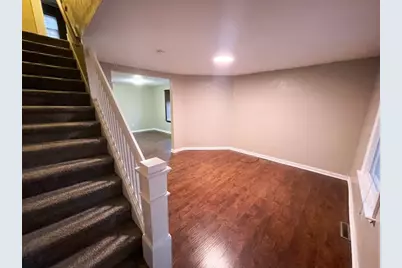 312 Jackson Avenue, Vandergrift, PA 15690 - Photo 6