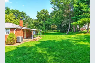 151 Huntingdon Rd, South Huntington, PA 15695 - Photo 4