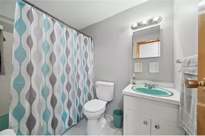 349 Crescentgardens Dr, Pittsburgh, PA 15235 - Photo 12