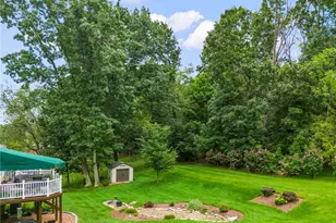 380 Carmell Dr, Pittsburgh, PA 15241 - Photo 4