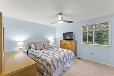 380 Carmell Dr, Pittsburgh, PA 15241 - Photo 22