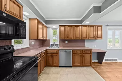 4330 Overhill St, Bethel Park, PA 15102 - Photo 12