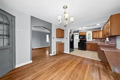 4330 Overhill St, Bethel Park, PA 15102 - Photo 10