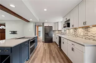 120 Barbour Dr, Pittsburgh, PA 15209 - Photo 10