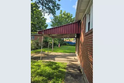 144 Hochberg Rd, Pittsburgh, PA 15235 - Photo 2