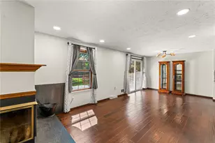 1107 Valleyview Dr, Cecil, PA 15055 - Photo 8