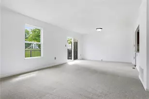 857 Sunset Cir, Cranberry Township, PA 16066 - Photo 6