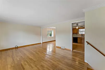 904 Lindenwood Dr, Pittsburgh, PA 15234 - Photo 6