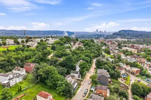 330 Woodward Ave, McKees Rocks, PA 15136 - Photo 4