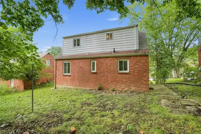 2840 McKelvey Rd, Pittsburgh, PA 15221 - Photo 4