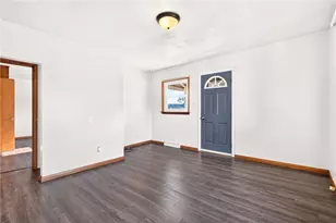 107 Dinsmore St, Washington Township, PA 15012 - Photo 2