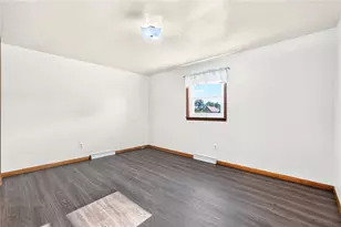 107 Dinsmore St, Washington Township, PA 15012 - Photo 10