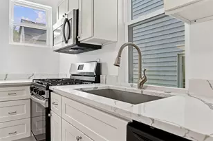210 Robinson St, Pittsburgh, PA 15213 - Photo 6