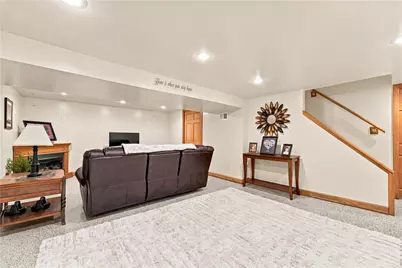 132 Allison Ave, Houston, PA 15342 - Photo 26
