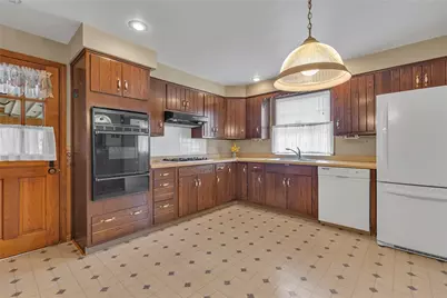 115 Fairfield Dr., Daugherty Township, PA 15066 - Photo 8