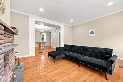 1820 Sarah St, Pittsburgh, PA 15203 - Photo 2