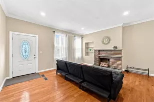 1820 Sarah St, Pittsburgh, PA 15203 - Photo 4