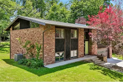 2772 Clearview Rd, Hampton, PA 15101 - Photo 2