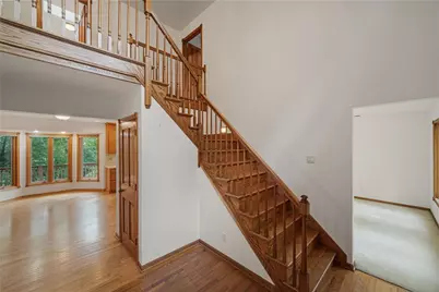 5 Fairview St, Leet Township, PA 15143 - Photo 4