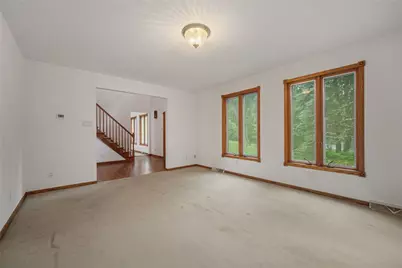 5 Fairview St, Leet Township, PA 15143 - Photo 6