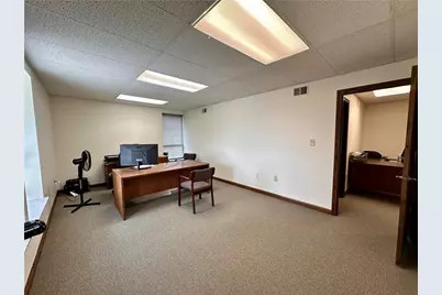 505 McKnight Park Dr, Ross Twp, PA 15237 - Photo 8